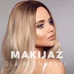 Olśniewający makijaż wieczorowy dla blondynek. Podkreślone oczy i błyszczące usta tworzą efektowny look.