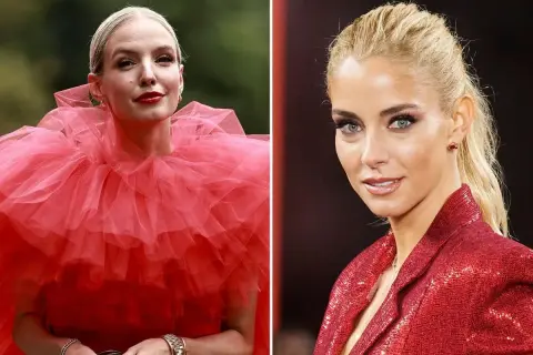 Blondynki w czerwieni: inspiracje na makijaż do czerwonej sukienki. Dwie kobiety w odcieniach czerwieni, obie z blond włosami.