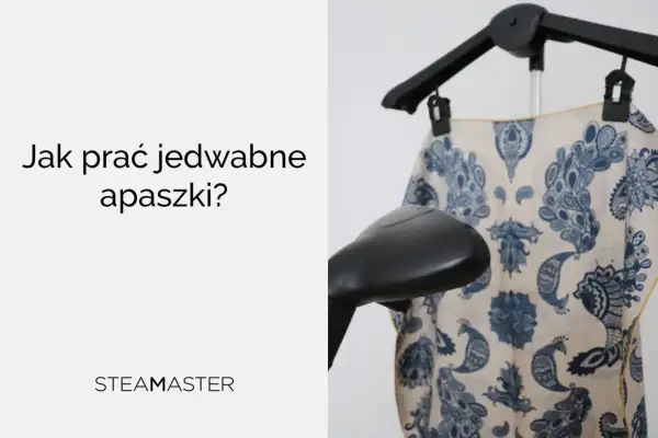 Jedwabne apaszki z pięknym wzorem pawia są delikatne. Jak prać jedwabne apaszki, by zachować ich piękno? Para z parownicy Steamaster pomoże.